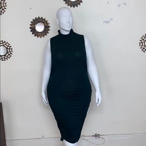 Fashion to figure green midi dress